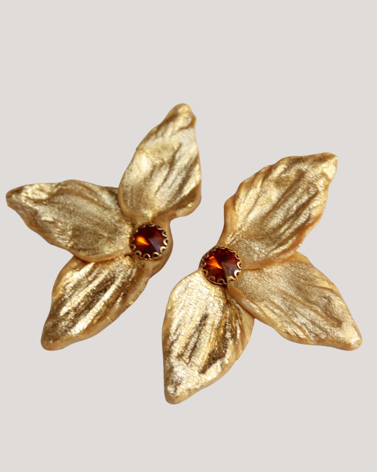 AROS FLOR DALIA DORADO CAFÉ