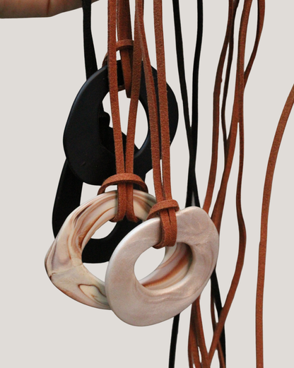CHOKERS CAFÉ CON BLANCO