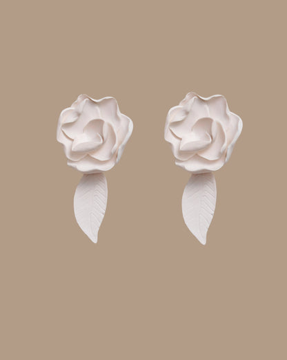 AROS FLORES BLANCAS JARDÍN