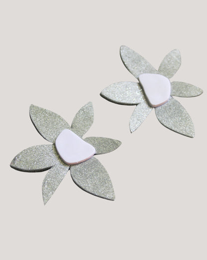 AROS AURA BRILLANTE PLATEADA BLANCO