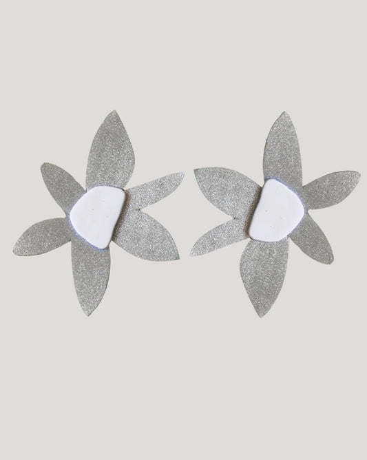 AROS AURA BRILLANTE PLATEADA BLANCO