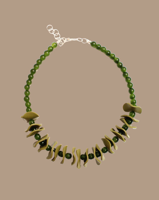 COLLAR VERDE OLIVA