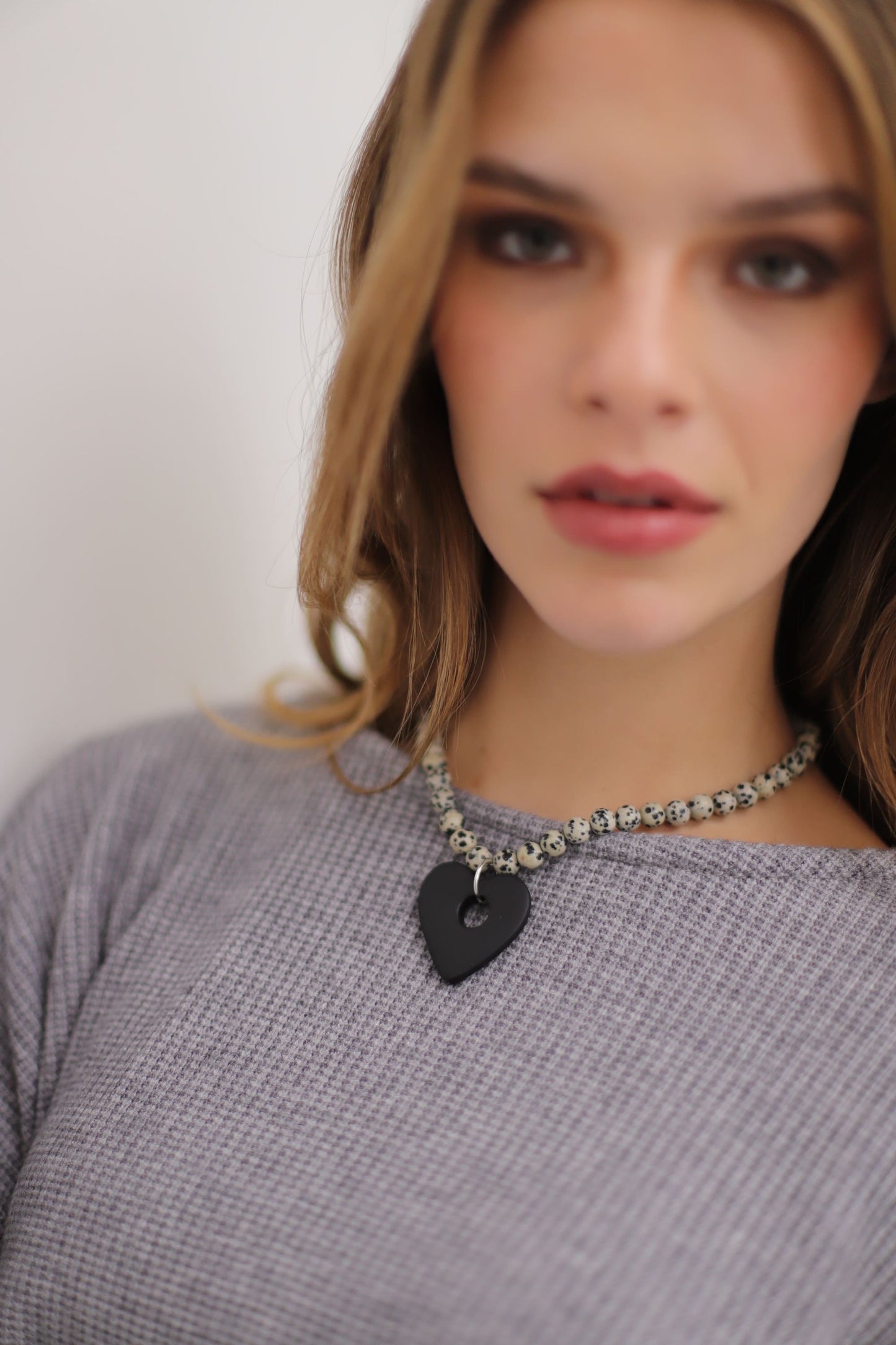 COLLAR MANCHADO