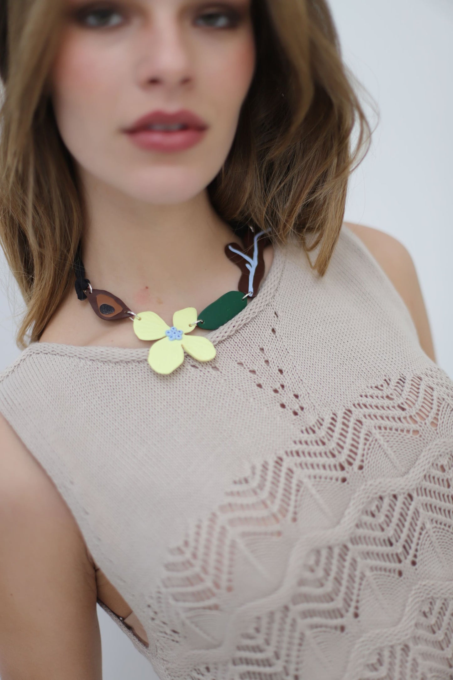 COLLAR FOLLAJE