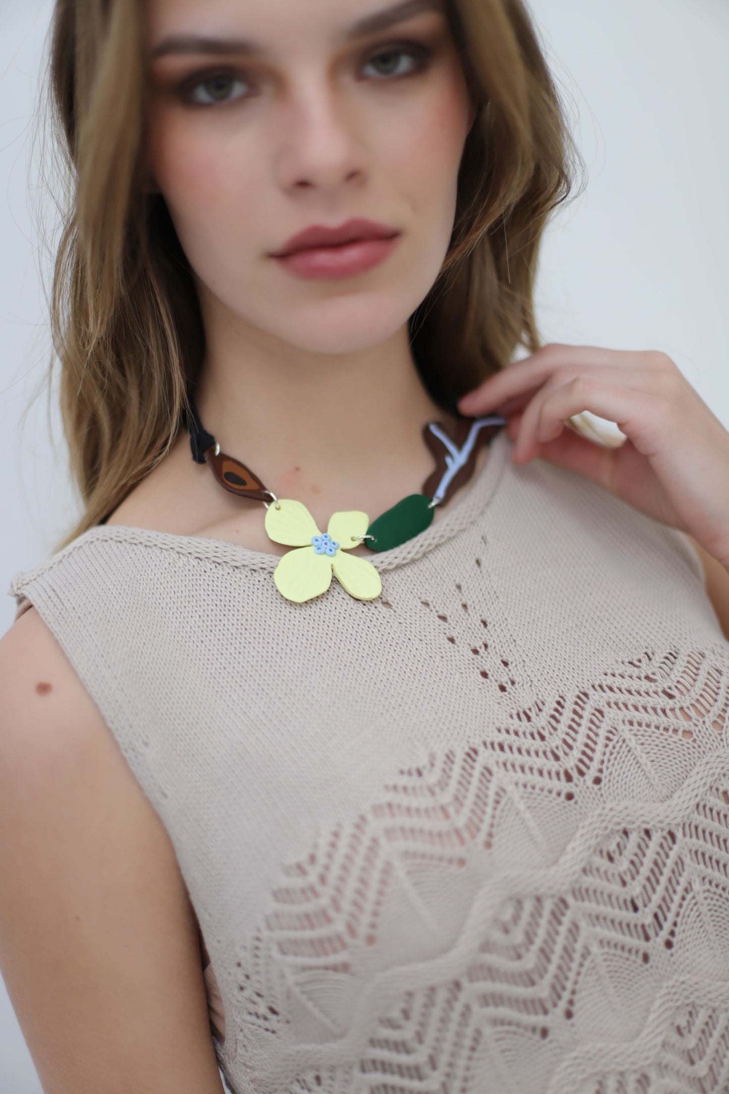 COLLAR FOLLAJE
