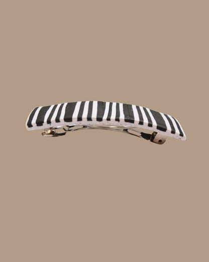 PINCHE NEGRO BLANCO LINEAS