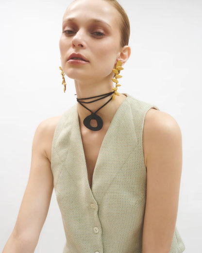 COLLAR VERA + AROS PIKA ROJO FUCSIA DORADO